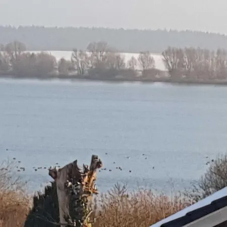 Luxus Loft Am Mueritzufer 公寓