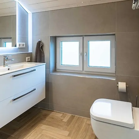 Luxus Loft Am Mueritzufer 公寓