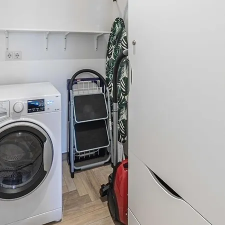 Luxus Loft Am Mueritzufer 公寓