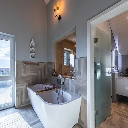 Luxus Loft Am Mueritzufer Sietow Dorf