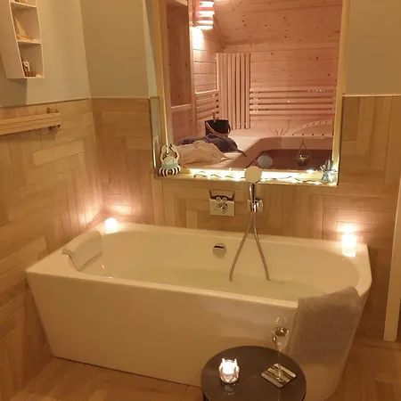 Luxus Loft Am Mueritzufer 公寓