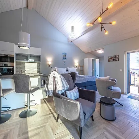 Luxus Loft Am Mueritzufer * Sietow Dorf