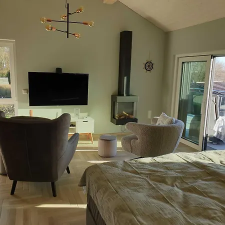 公寓 Luxus Loft Am Mueritzufer